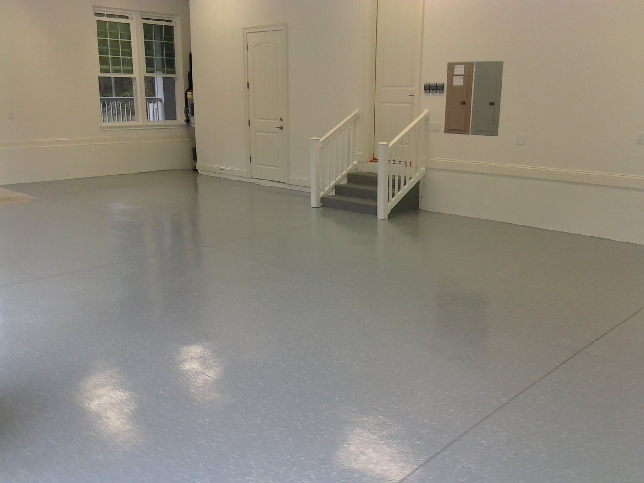 5 Reasons to consider Epoxy Flooring for Your Basement